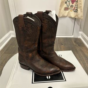 Frye Billy Pull On Dark Brown Boots, 8M, EUC